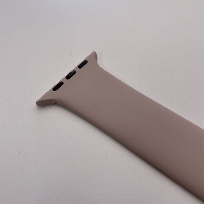 Купить Силиконовый ремешок COTEetCI W58 розовый для Apple Watch 42/44mm (150) по лучшей цене в Украине 🔔 ,  наш интернет - магазин гарантирует качество и быструю доставку вашего заказа 🚀