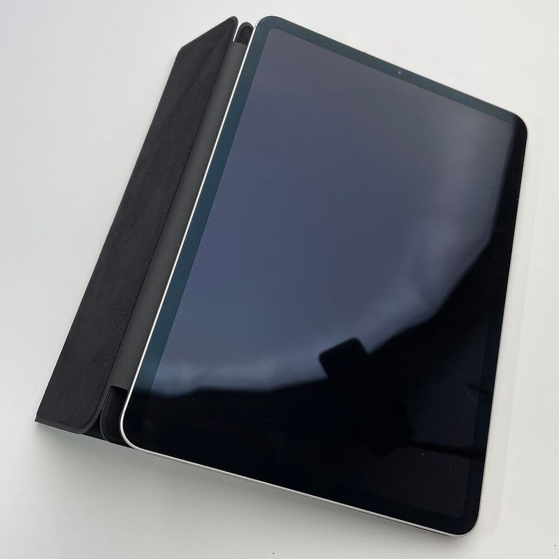 Купити Чохол-обкладинка oneLounge Folio Smart Black OEM (MXT42) для iPad Pro 11" M1 (2021 | 2020) за найкращою ціною в Україні 🔔, наш інтернет - магазин гарантує якість і швидку доставку вашого замовлення 🚀