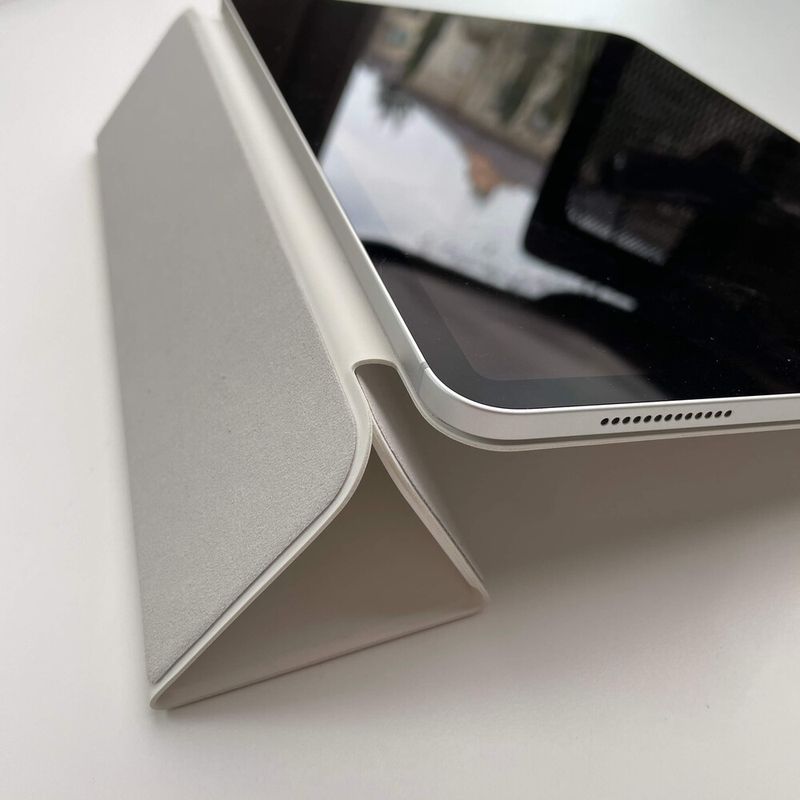 Купити Чохол-обкладинка oneLounge Folio Smart White OEM (MXT32) для iPad Pro 11" M1 (2021 | 2020) за найкращою ціною в Україні 🔔, наш інтернет - магазин гарантує якість і швидку доставку вашого замовлення 🚀