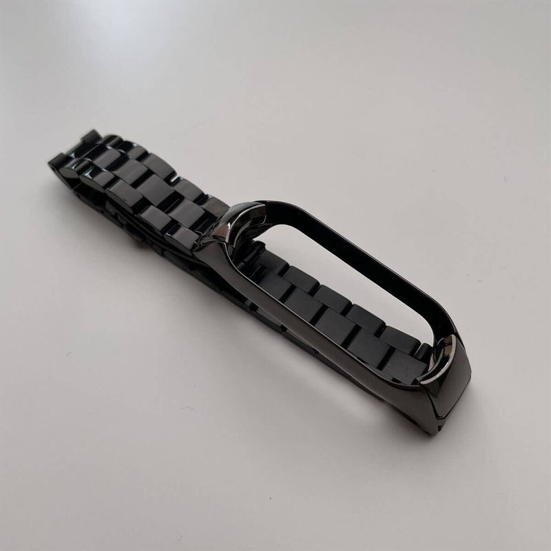 Купити Металевий ремінець oneLounge Stainless Metal Strap Black для Xiaomi Mi Band 5/6 за найкращою ціною в Україні 🔔, наш інтернет - магазин гарантує якість і швидку доставку вашого замовлення 🚀