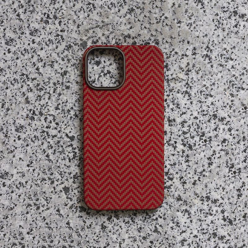 Купить Чехол K-DOO Kevlar M Pattern красный для iPhone 12/12 Pro по лучшей цене в Украине 🔔 ,  наш интернет - магазин гарантирует качество и быструю доставку вашего заказа 🚀