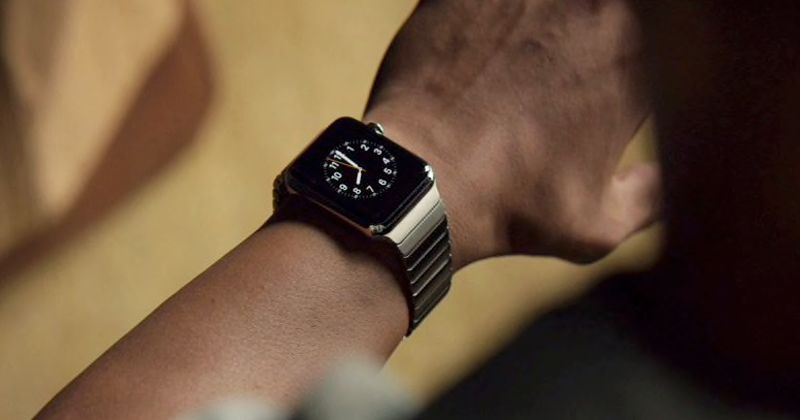 Купить Металический ремешок oneLounge Stainless Metal Strap Gold для Apple Watch 42mm | 44mm по лучшей цене в Украине 🔔 ,  наш интернет - магазин гарантирует качество и быструю доставку вашего заказа 🚀