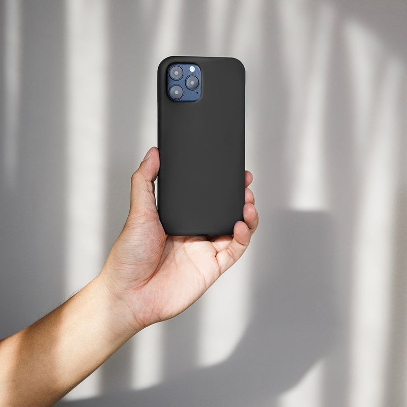 Купити Чохол з підтримкою MagSafe Switcheasy MagSkin чорний для iPhone 12 Pro Max за найкращою ціною в Україні 🔔, наш інтернет - магазин гарантує якість і швидку доставку вашого замовлення 🚀