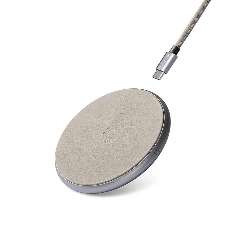 Купити Бездротова зарядка для iPhone | Samsung Decoded FastPad Wireless Charger Grey | Silver за найкращою ціною в Україні 🔔, наш інтернет - магазин гарантує якість і швидку доставку вашого замовлення 🚀
