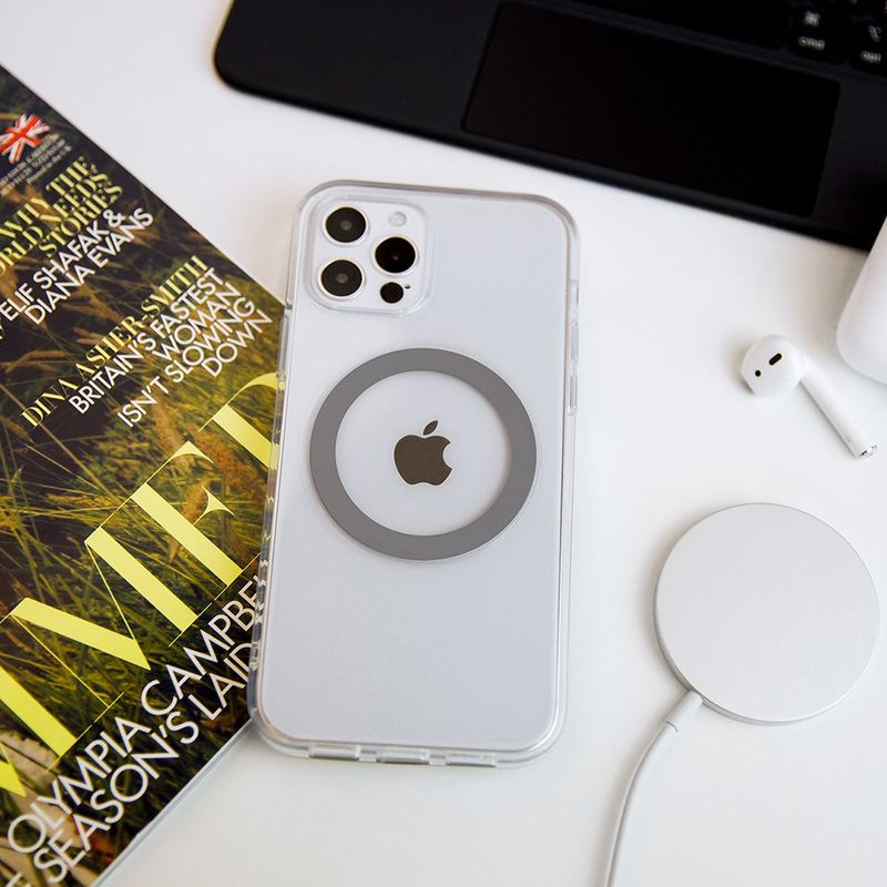 Купити Чохол з підтримкою MagSafe Switcheasy MagClear сірий для iPhone 12 mini за найкращою ціною в Україні 🔔, наш інтернет - магазин гарантує якість і швидку доставку вашого замовлення 🚀