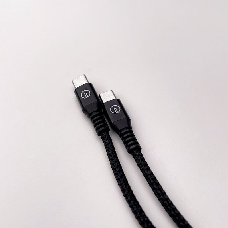Купити Плетений кабель oneLounge 1Power USB-C to USB-C 60W (1.2 m) за найкращою ціною в Україні 🔔, наш інтернет - магазин гарантує якість і швидку доставку вашого замовлення 🚀