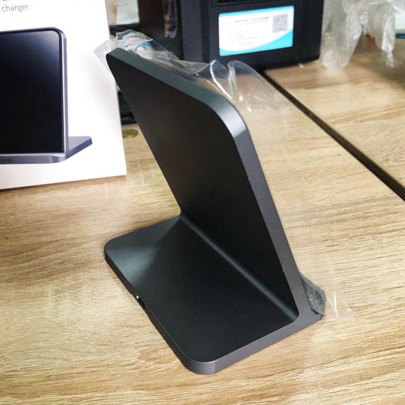 Купить Беспроводная зарядка Wiwu M1 Desktop Wireless Charger Black по лучшей цене в Украине 🔔 ,  наш интернет - магазин гарантирует качество и быструю доставку вашего заказа 🚀